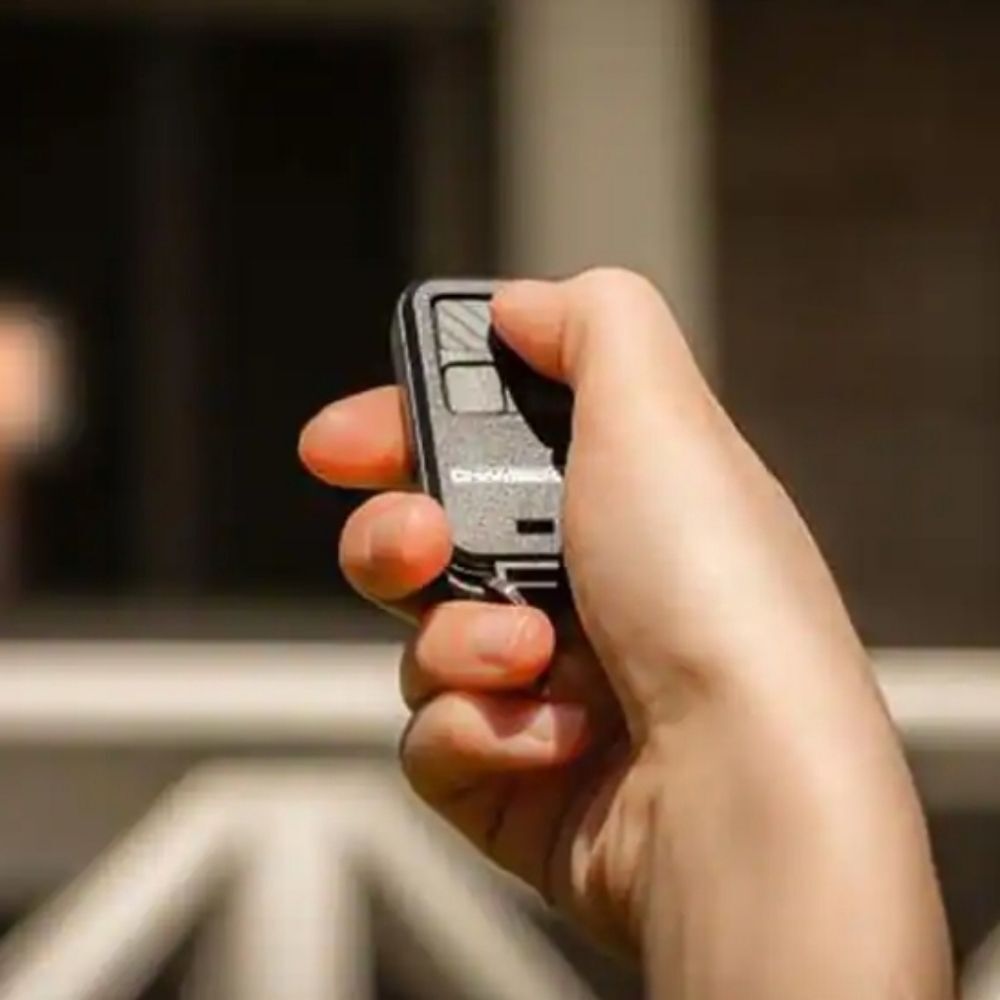 Chamberlain Keychain Remote - Picture 3 of 12